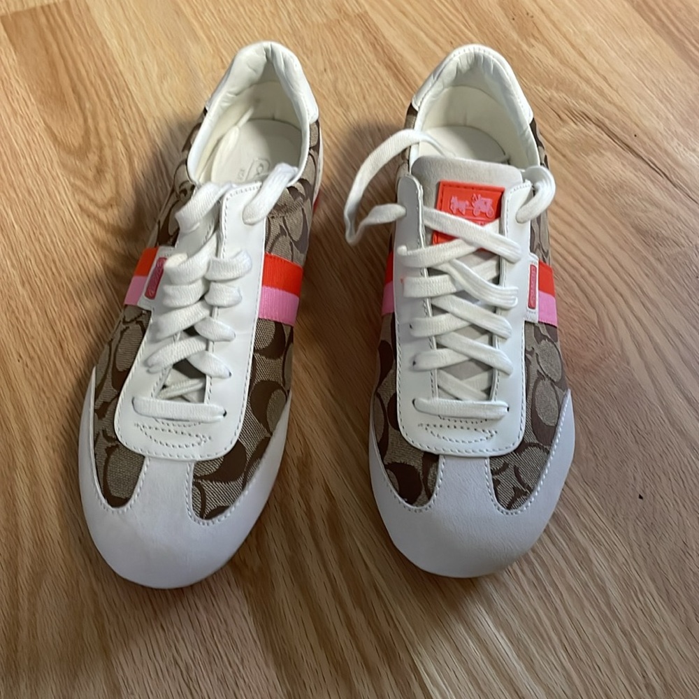 NIB COACH Joss pink/orange strip sneakers size 9 - Picture 2 of 6
